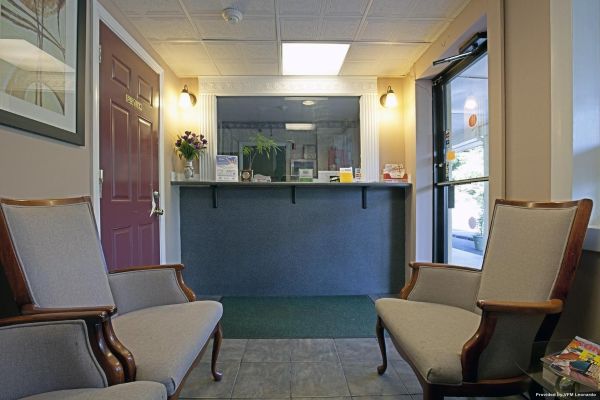Americas Best Value Inn (Holyoke)